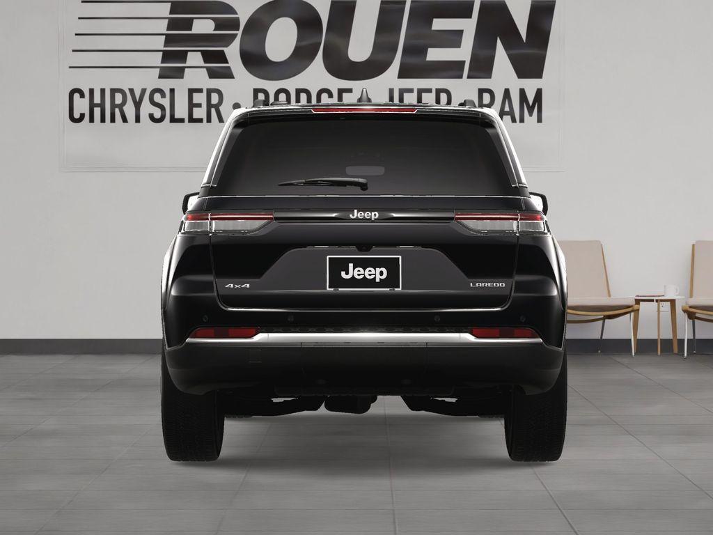 new 2025 Jeep Grand Cherokee car, priced at $39,067