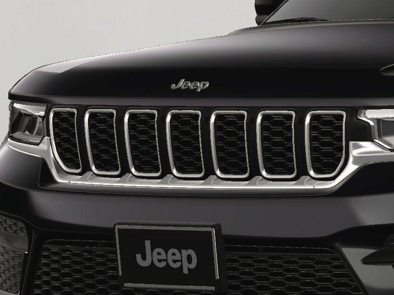 new 2025 Jeep Grand Cherokee car, priced at $39,067
