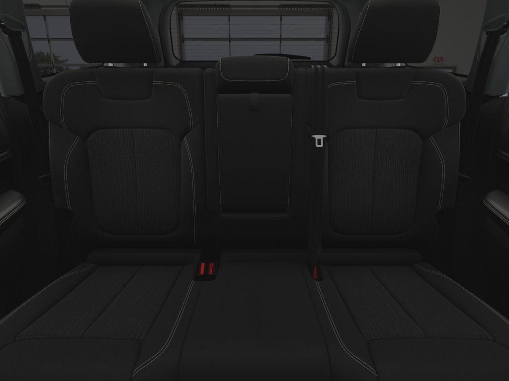 new 2025 Jeep Grand Cherokee car, priced at $39,067