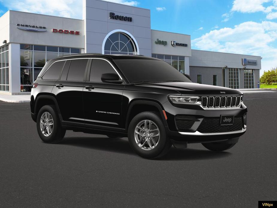 new 2024 Jeep Grand Cherokee car, priced at $40,910