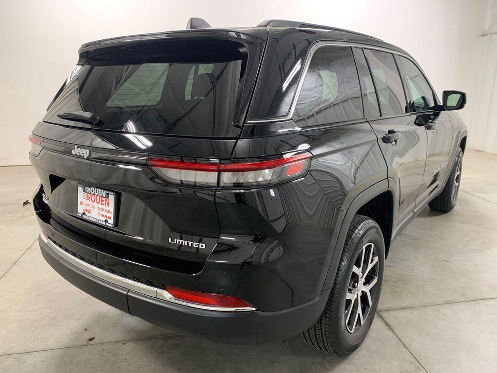 used 2024 Jeep Grand Cherokee car, priced at $40,988
