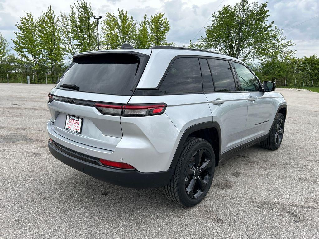 new 2024 Jeep Grand Cherokee car, priced at $40,503