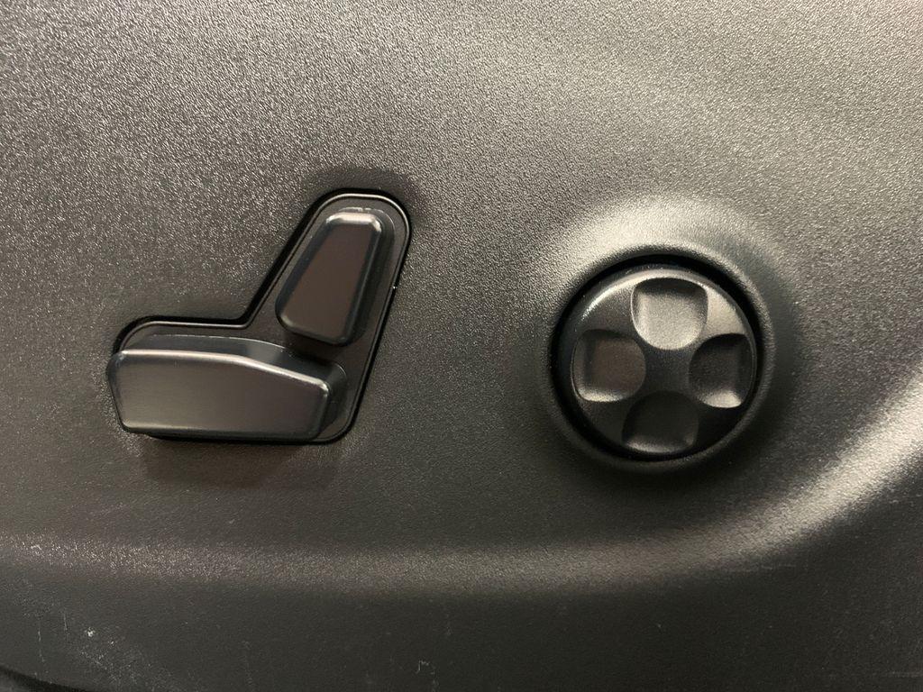 used 2020 Jeep Cherokee car, priced at $21,365