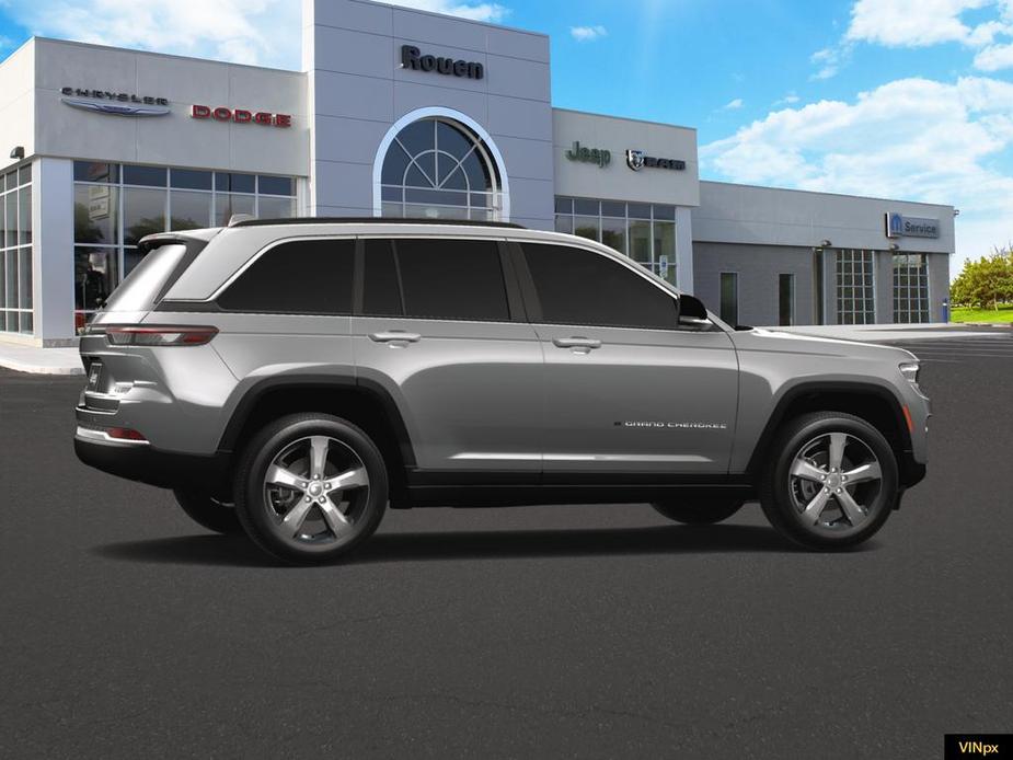 new 2024 Jeep Grand Cherokee car, priced at $50,105