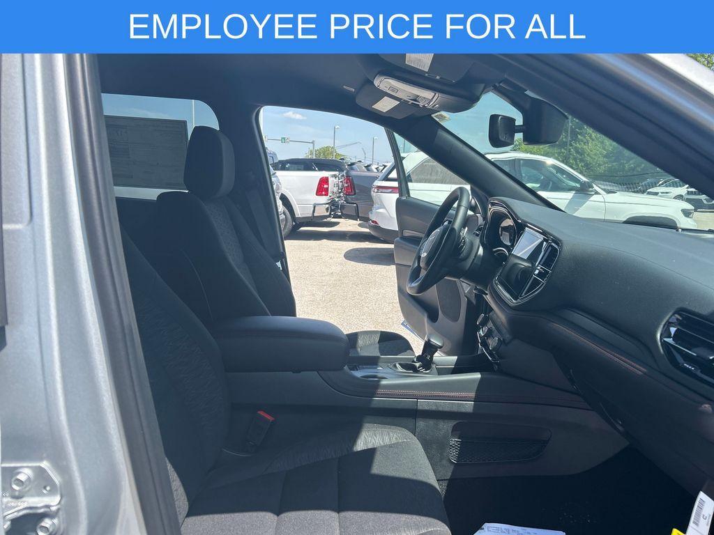 new 2025 Dodge Durango car, priced at $50,081