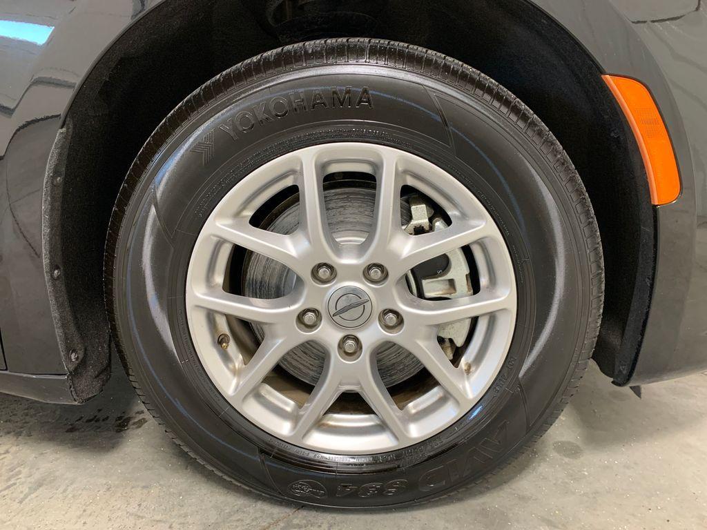 used 2023 Chrysler Pacifica car, priced at $24,999