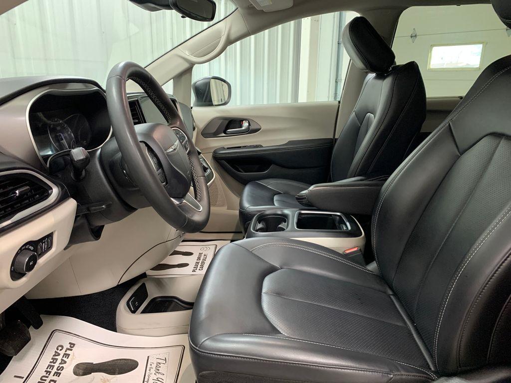 used 2023 Chrysler Pacifica car, priced at $24,999