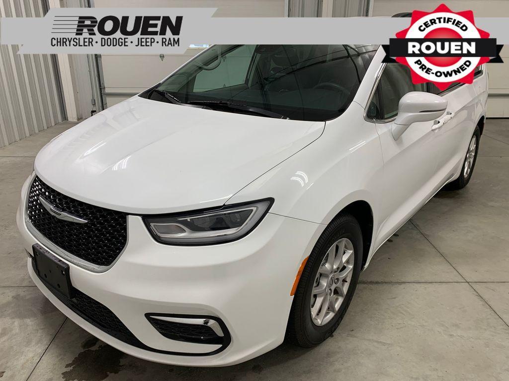 used 2022 Chrysler Pacifica car, priced at $21,364