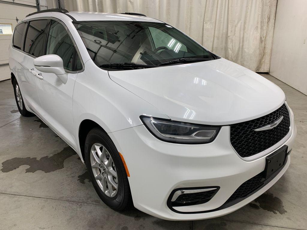 used 2022 Chrysler Pacifica car, priced at $22,224