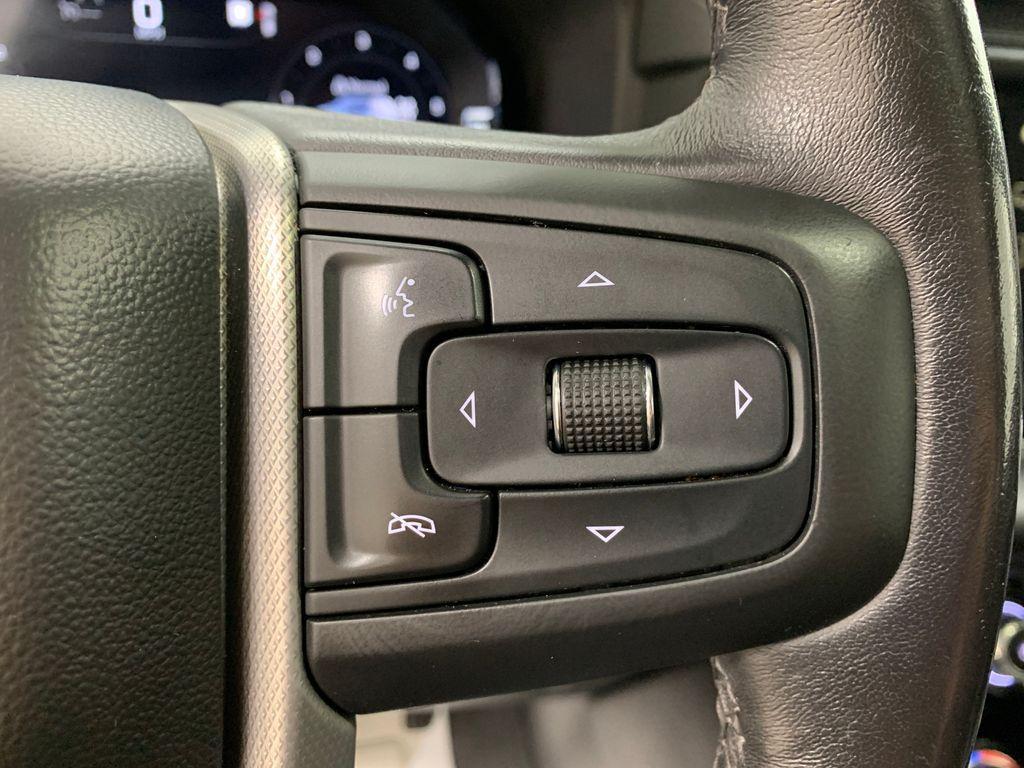 used 2022 GMC Yukon XL car, priced at $51,465