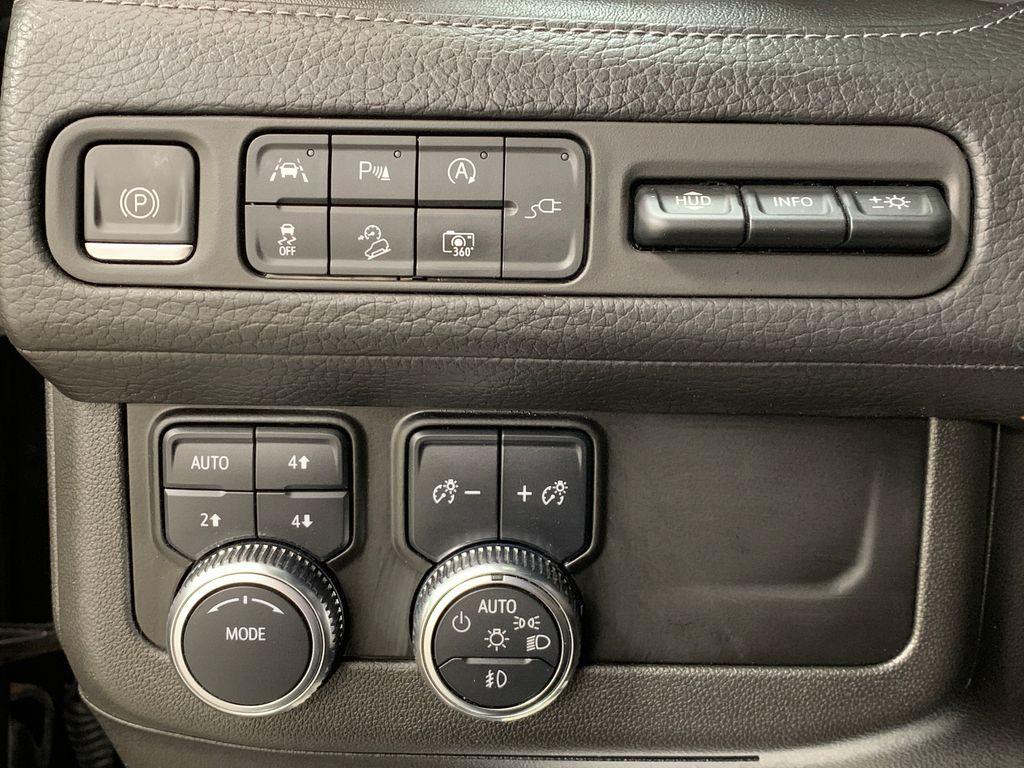 used 2022 GMC Yukon XL car, priced at $51,465