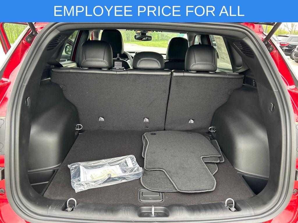 new 2025 Jeep Compass car, priced at $32,919