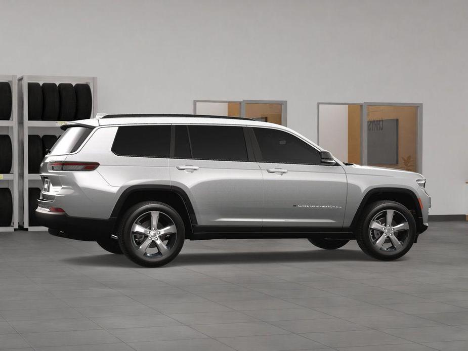 new 2024 Jeep Grand Cherokee L car, priced at $45,816