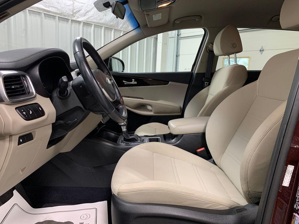 used 2020 Kia Sorento car, priced at $16,899