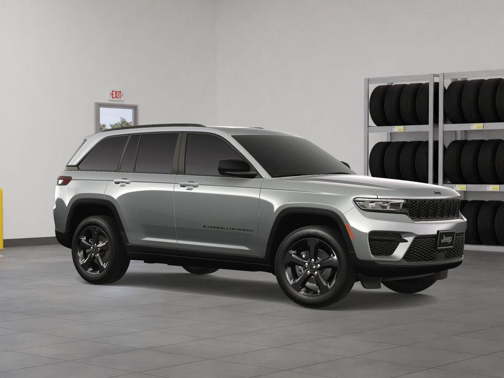 new 2024 Jeep Grand Cherokee car, priced at $42,152