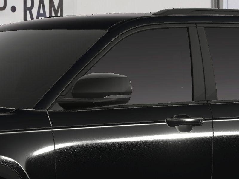 new 2025 Jeep Grand Cherokee car, priced at $49,871
