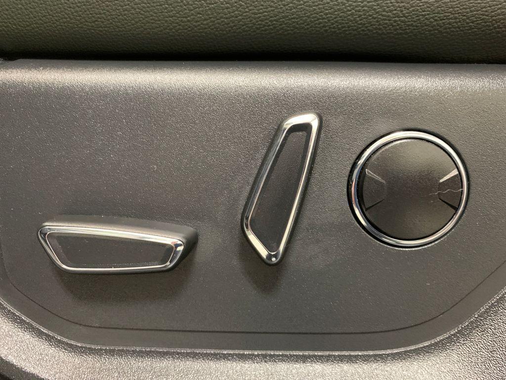 used 2022 Ford Expedition car, priced at $55,925