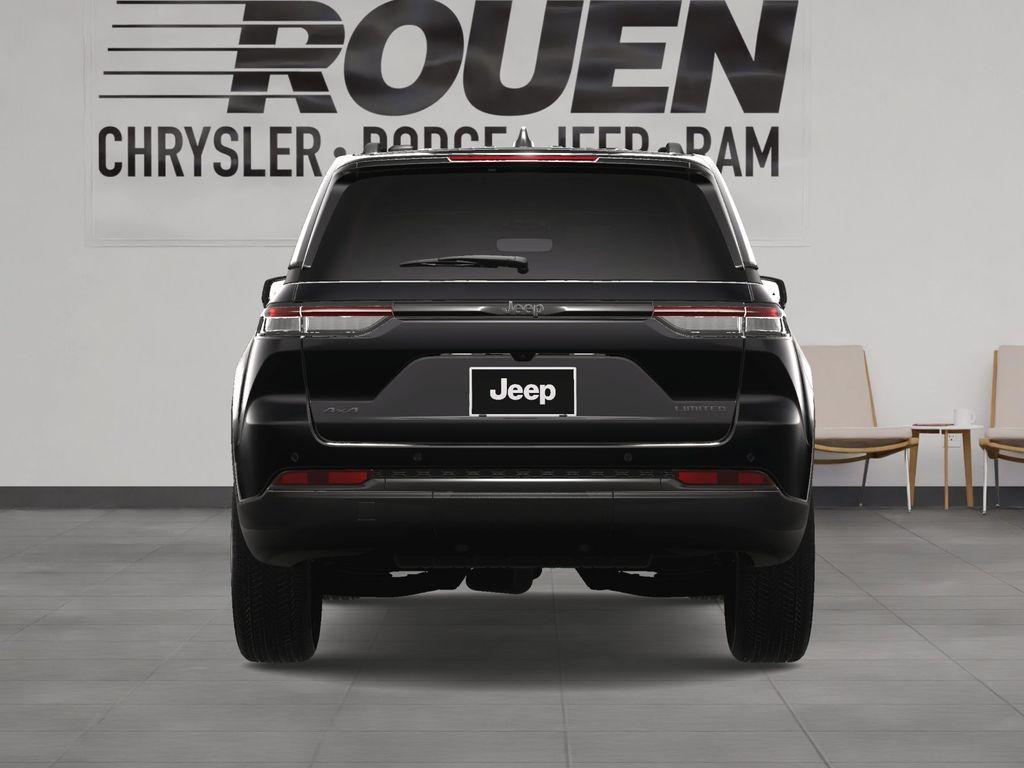 new 2025 Jeep Grand Cherokee car, priced at $43,935