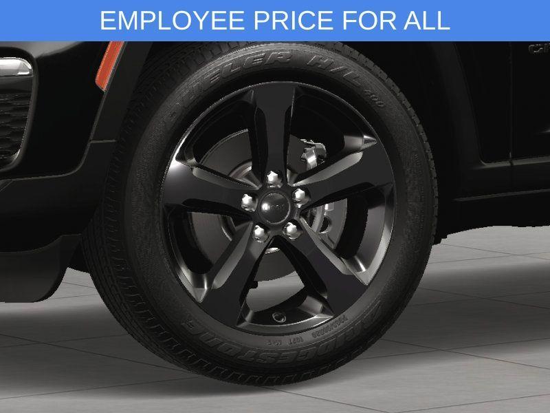 new 2025 Jeep Grand Cherokee car, priced at $46,685