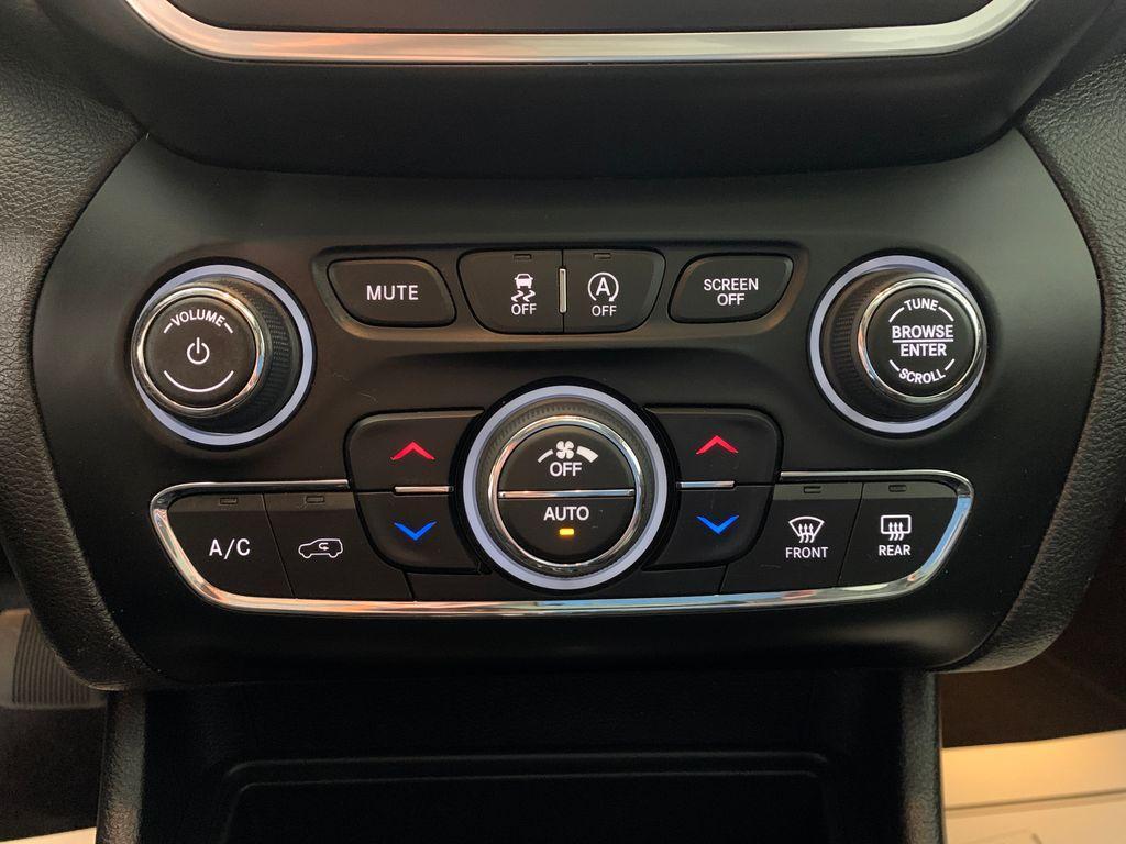 used 2021 Jeep Cherokee car, priced at $18,464