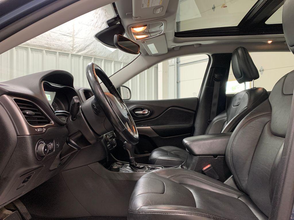 used 2021 Jeep Cherokee car, priced at $18,464