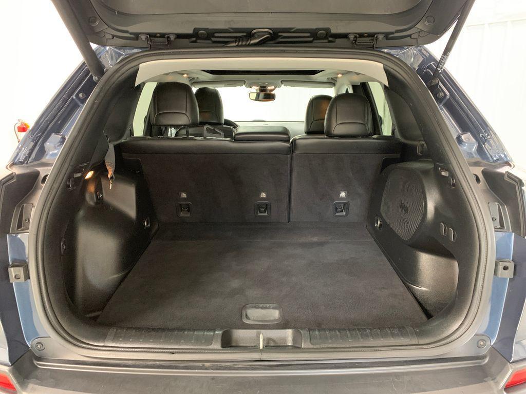 used 2021 Jeep Cherokee car, priced at $18,464