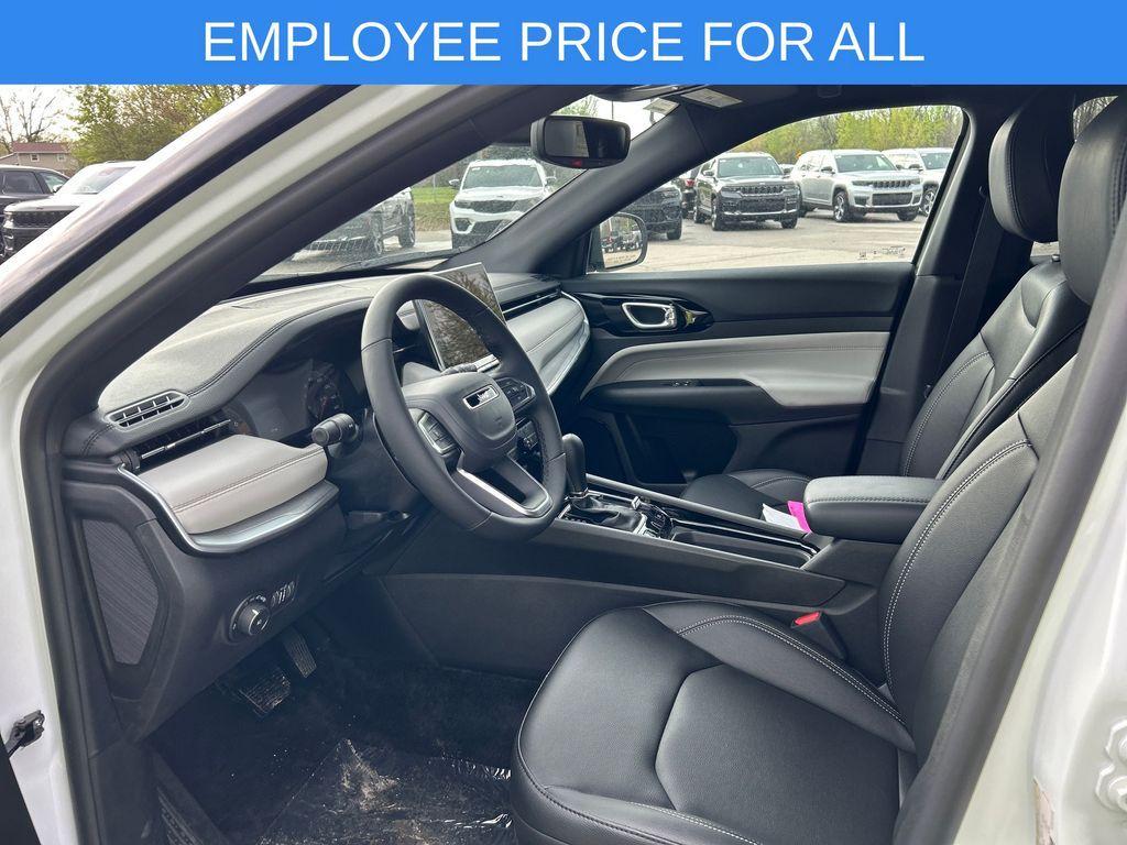 new 2025 Jeep Compass car, priced at $32,398