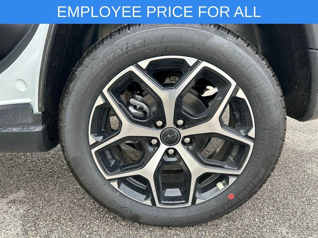 new 2025 Jeep Compass car, priced at $32,398