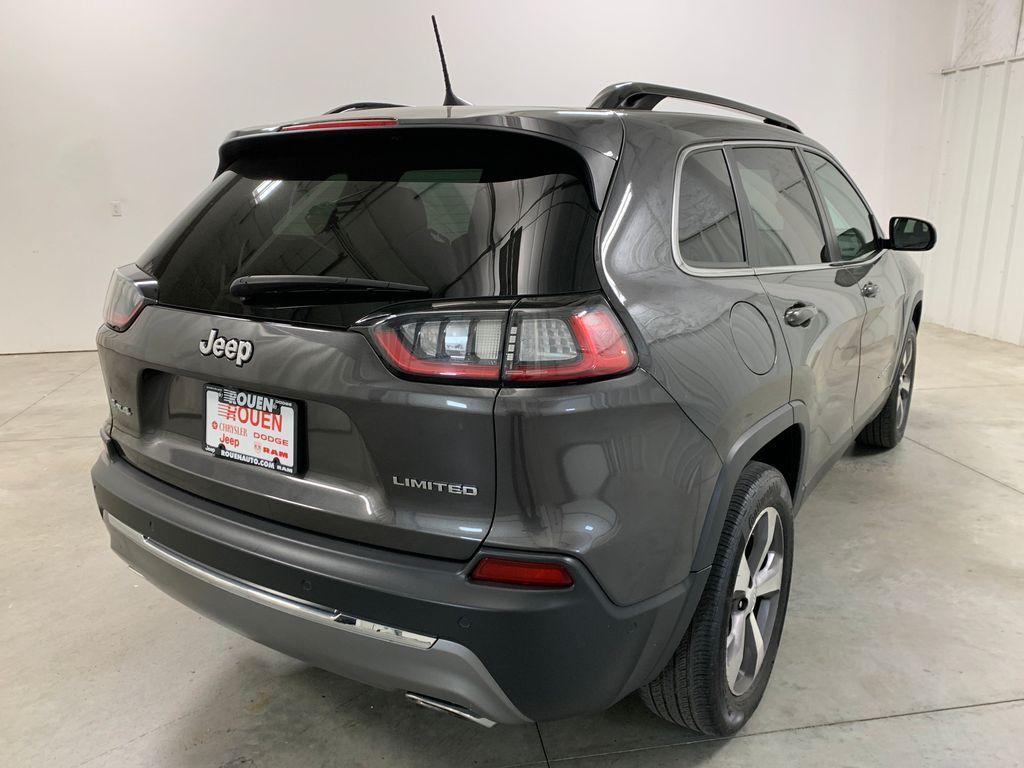 used 2022 Jeep Cherokee car, priced at $26,837