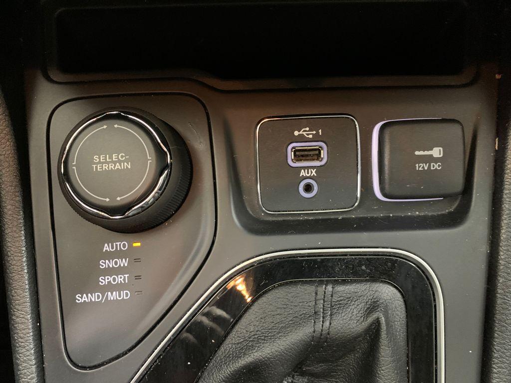 used 2022 Jeep Cherokee car, priced at $26,220