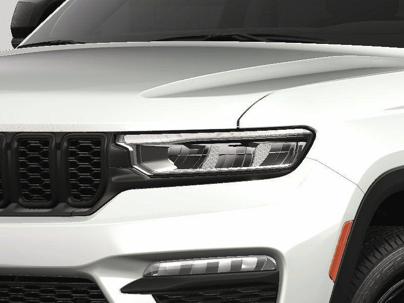 new 2025 Jeep Grand Cherokee car, priced at $43,426