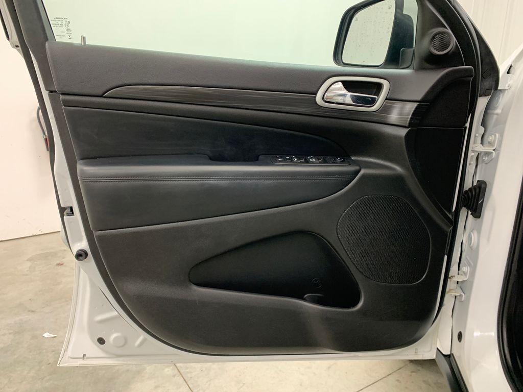 used 2021 Jeep Grand Cherokee car, priced at $24,634