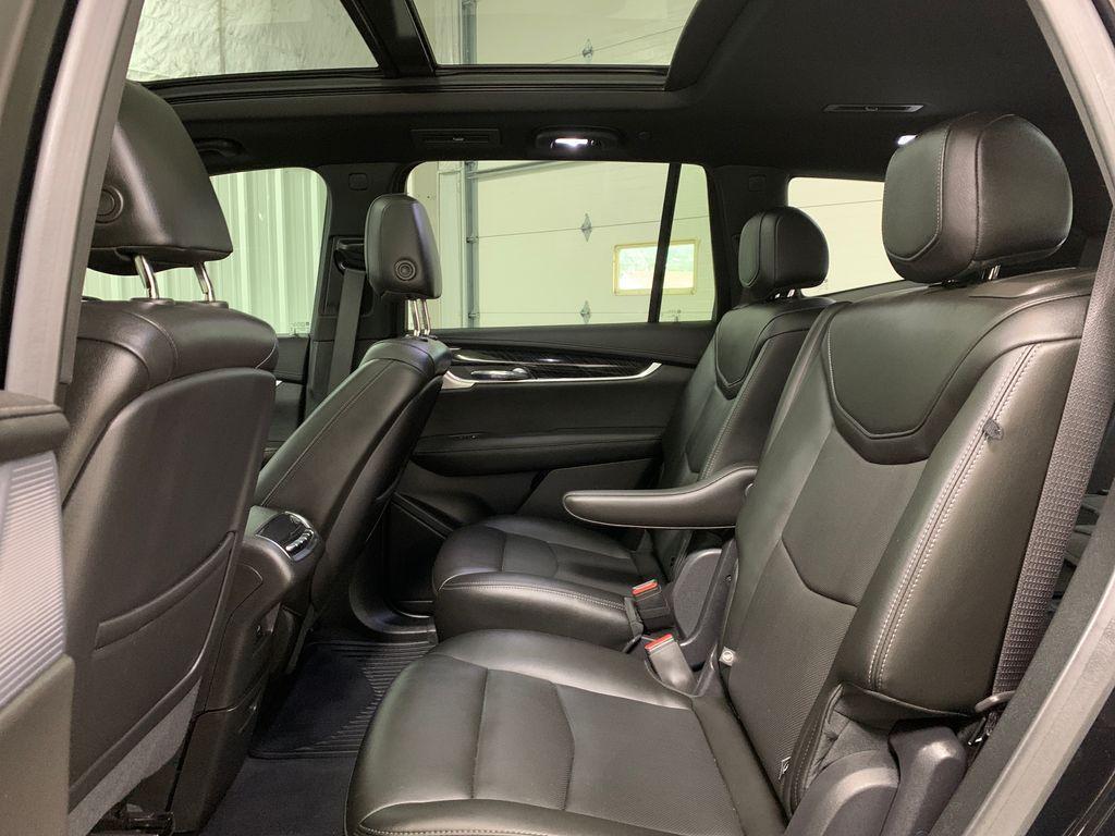 used 2021 Cadillac XT6 car, priced at $30,977