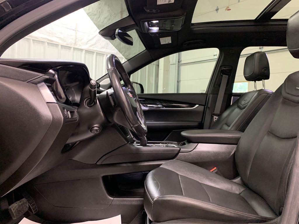 used 2021 Cadillac XT6 car, priced at $30,977