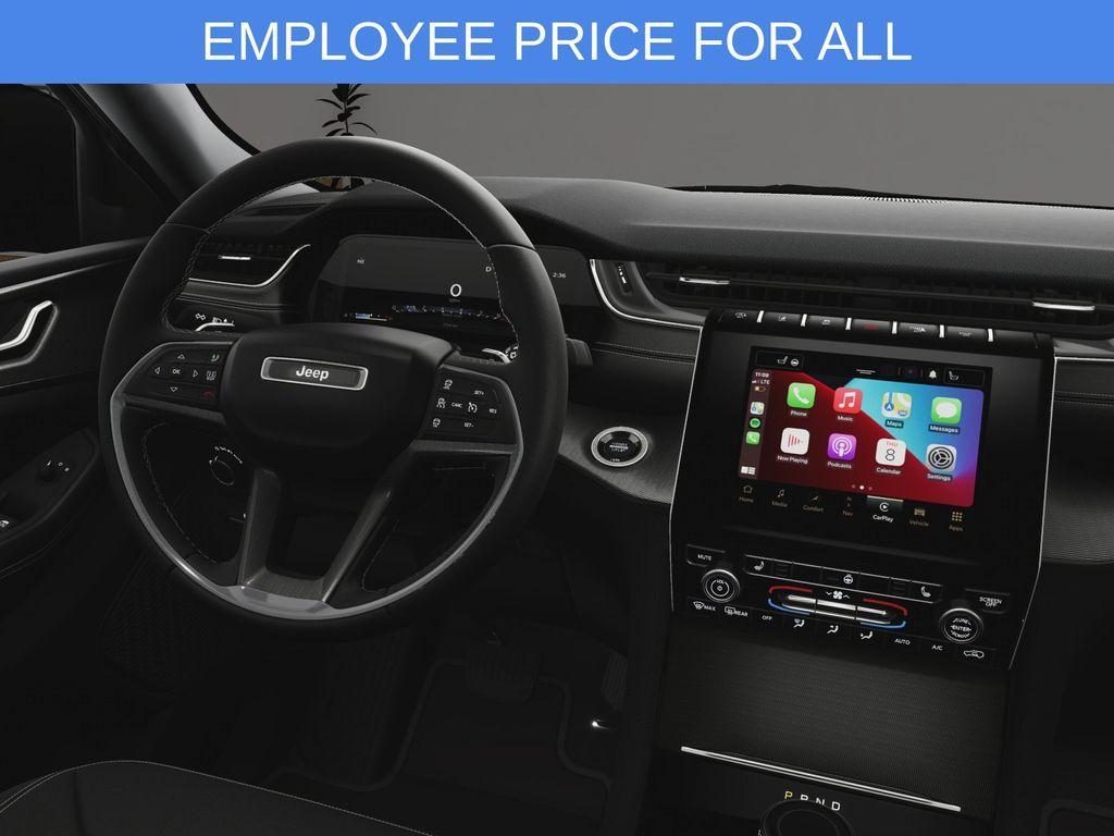 new 2025 Jeep Grand Cherokee car, priced at $41,317