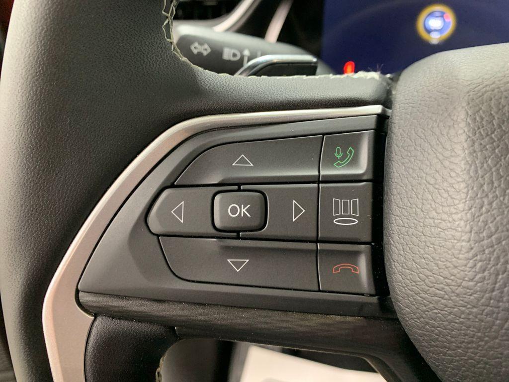 used 2024 Jeep Grand Cherokee L car, priced at $41,972