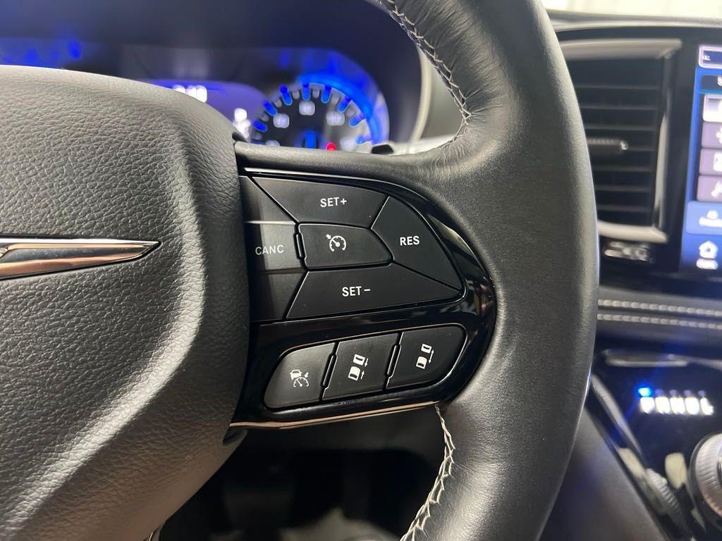 used 2021 Chrysler Pacifica car, priced at $28,919