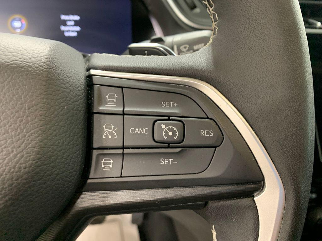 used 2024 Jeep Grand Cherokee car, priced at $37,721