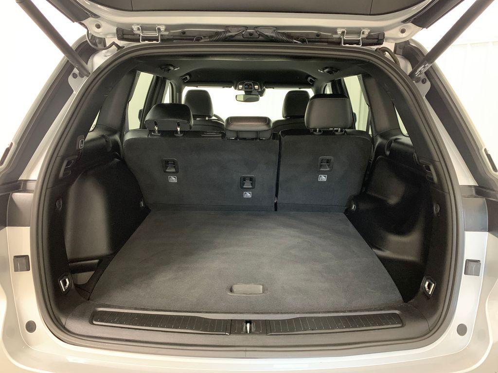 used 2024 Jeep Grand Cherokee car, priced at $37,721