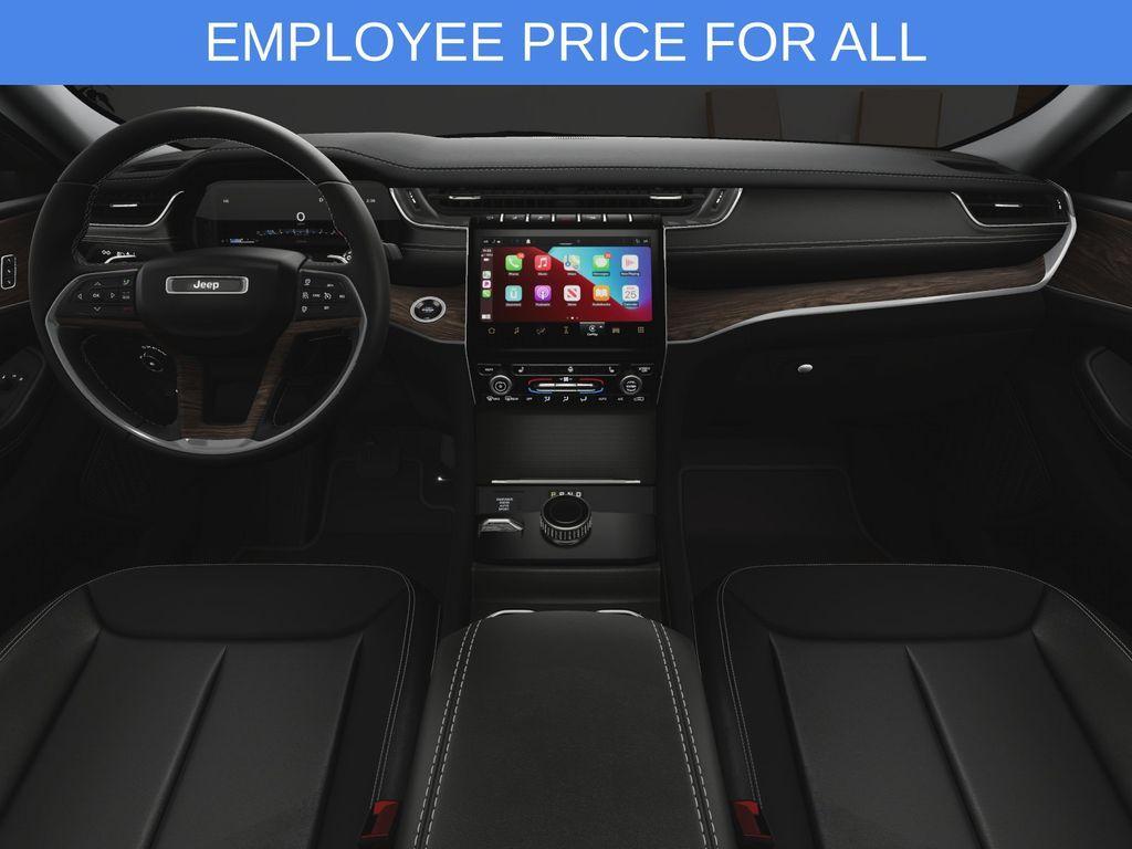 new 2025 Jeep Grand Cherokee car, priced at $44,355