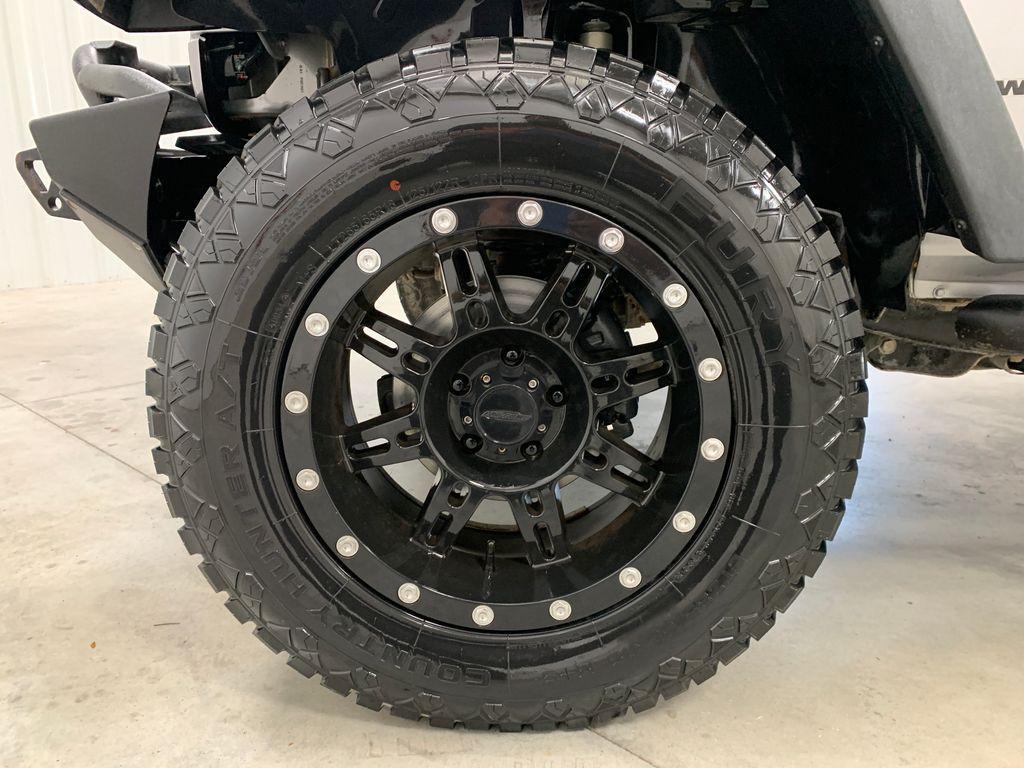 used 2015 Jeep Wrangler Unlimited car, priced at $16,799