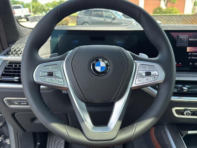 new 2026 BMW X7 car, priced at $103,535