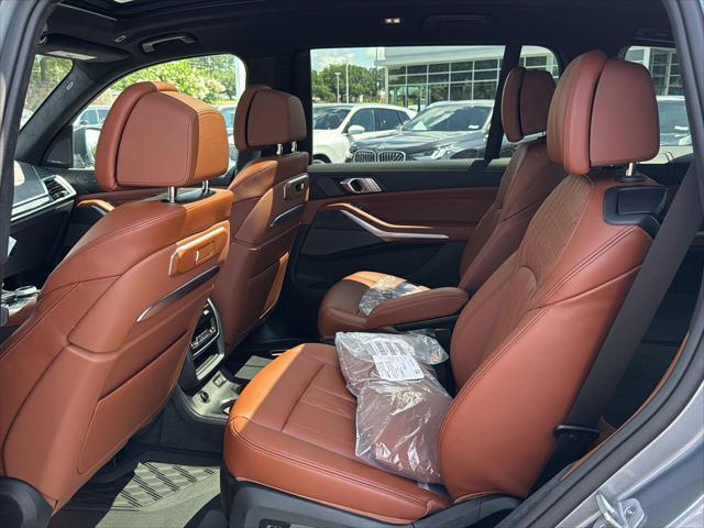 new 2026 BMW X7 car, priced at $103,535