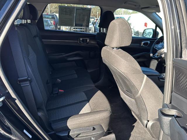 used 2022 Kia Sorento car, priced at $21,900