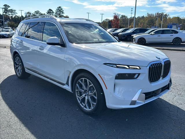 new 2025 BMW X7 car, priced at $90,450