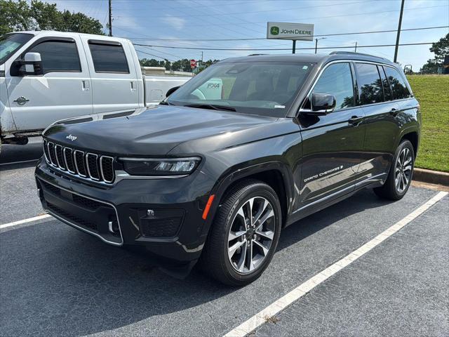 used 2024 Jeep Grand Cherokee car, priced at $49,990