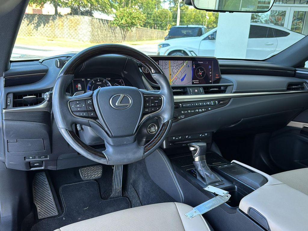 used 2020 Lexus ES 350 car, priced at $33,600