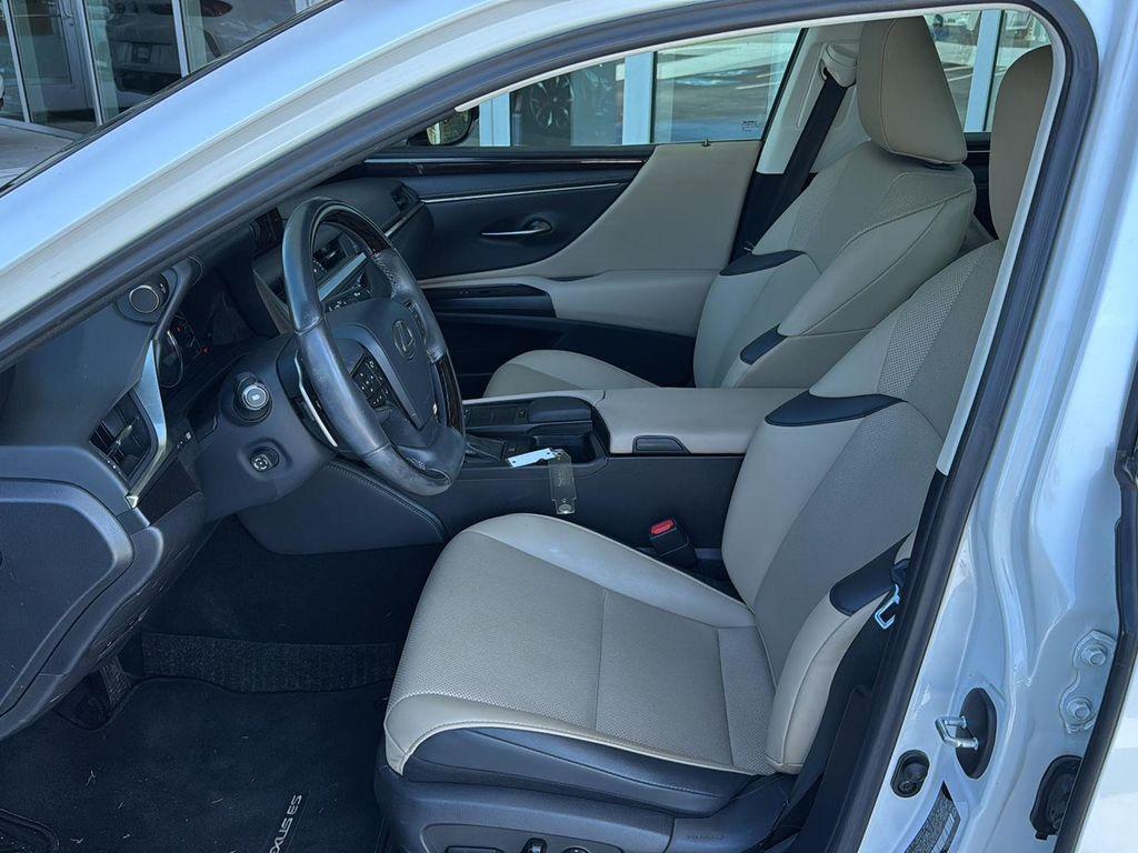 used 2020 Lexus ES 350 car, priced at $33,600