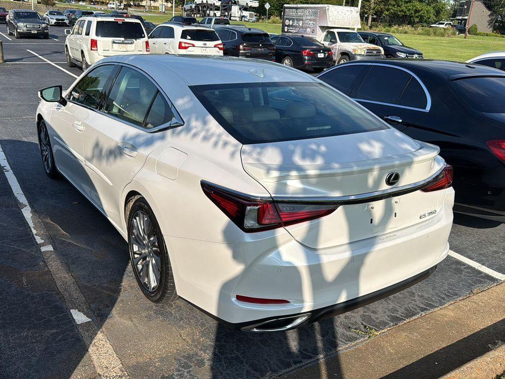 used 2020 Lexus ES 350 car, priced at $34,900