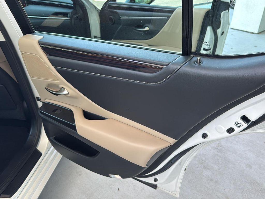 used 2020 Lexus ES 350 car, priced at $33,600